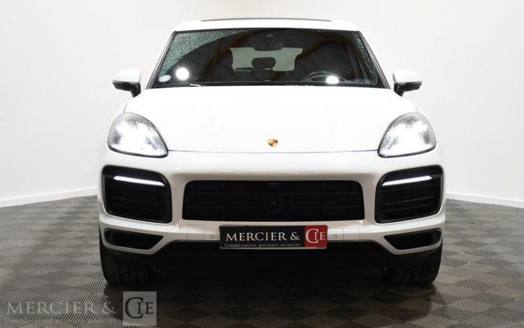 PORSCHE CAYENNE 3,0 V6 462ch E-HYBRID PLATINIUM EDITION BLANC GK-925-KB