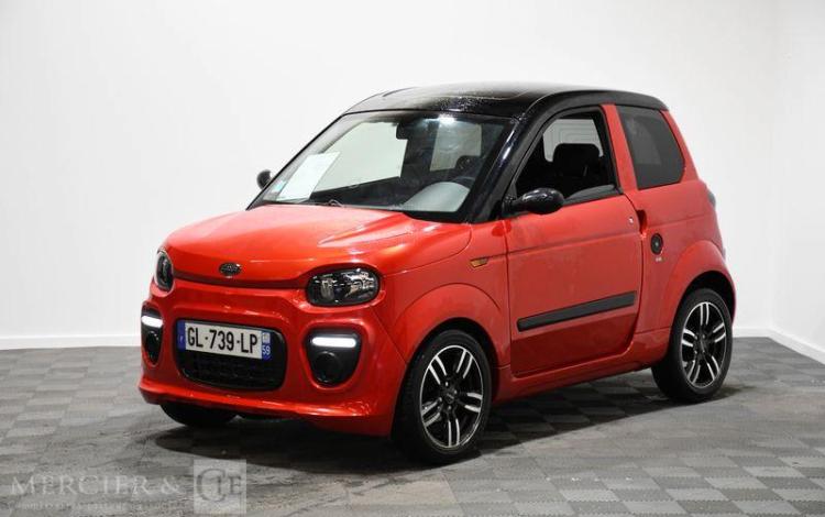 MICROCAR MGO MUST DCI ROUGE GL-739-LP