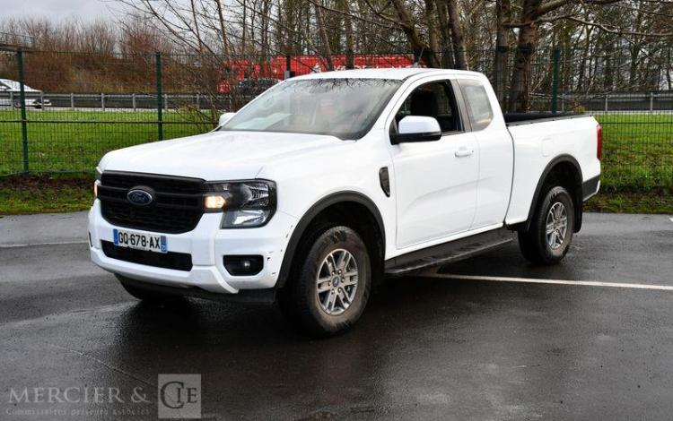 FORD RANGER XLT BLANC GQ-678-AX