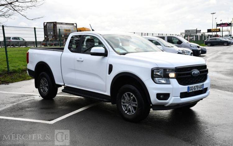 FORD RANGER XLT BLANC GQ-678-AX