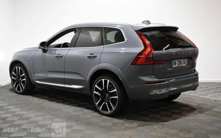 VOLVO XC60 FL T8 ULTIMATE GRIS GW-290-SE