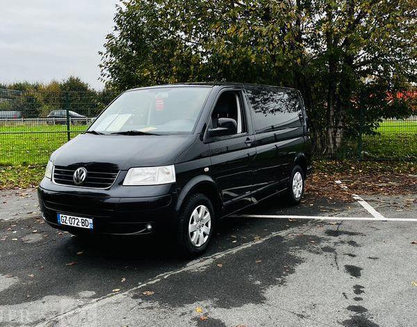 VOLKSWAGEN TRANSPORTER 2,5 TDI 130 NOIR GZ-072-BD