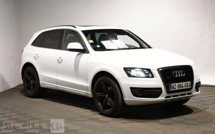 AUDI Q5 3,0 TDI 240 AVUS QUATTRO S-TRONIC BVA BLANC AZ-064-GX