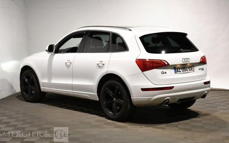 AUDI Q5 3,0 TDI 240 AVUS QUATTRO S-TRONIC BVA BLANC AZ-064-GX