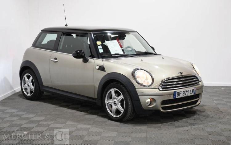 MINI COOPER HATCH 1,6 D 110CH PACK CHILI GRIS BF-971-LM