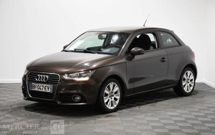 AUDI A1 1,6 TDI 105 AMBITION MARRON BH-047-EV