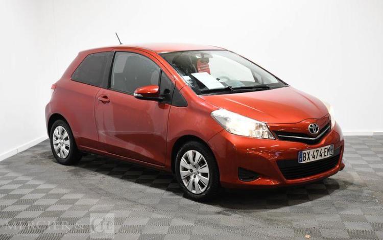 TOYOTA YARIS 1,4 D4D 90 DYNAMIC ROUGE BX-474-EM