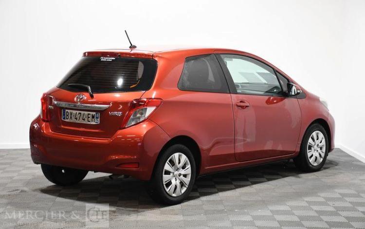 TOYOTA YARIS 1,4 D4D 90 DYNAMIC ROUGE BX-474-EM