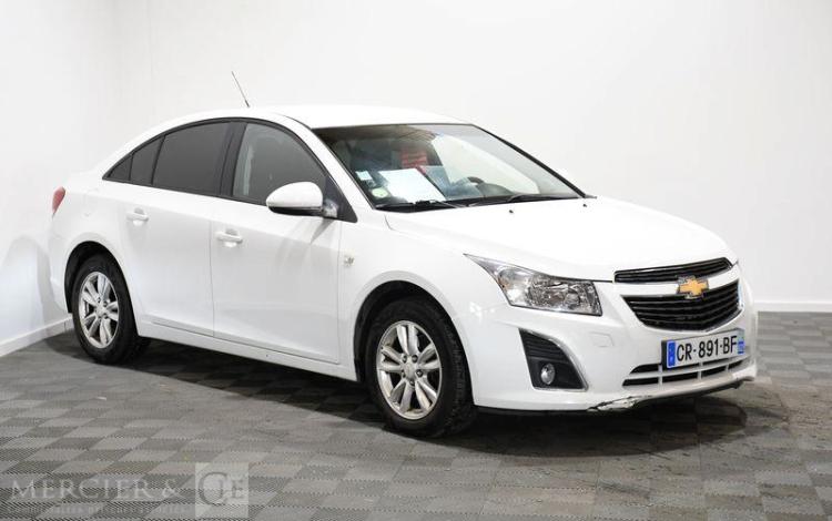 CHEVROLET CRUZE 1,7 VCDI 130 LS PLUS START/STOP BLANC CR-891-BF