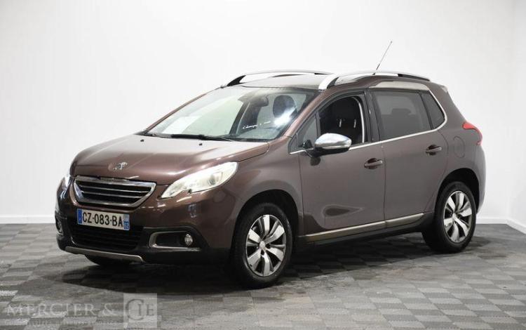 PEUGEOT 2008 1,2 PURE TECH 80 ALLURE GRIS CZ-083-BA