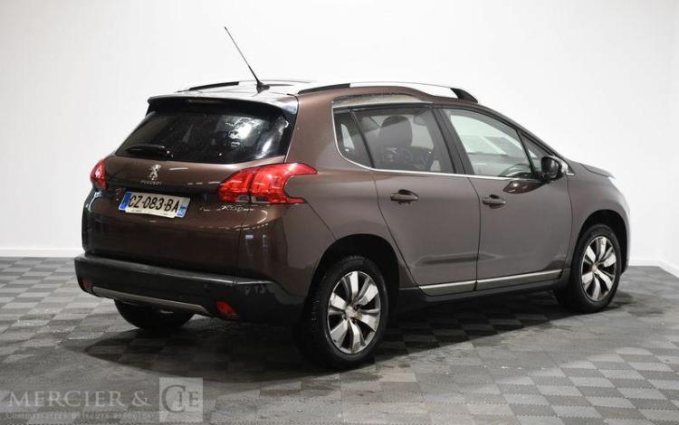 PEUGEOT 2008 1,2 PURE TECH 80 ALLURE GRIS CZ-083-BA