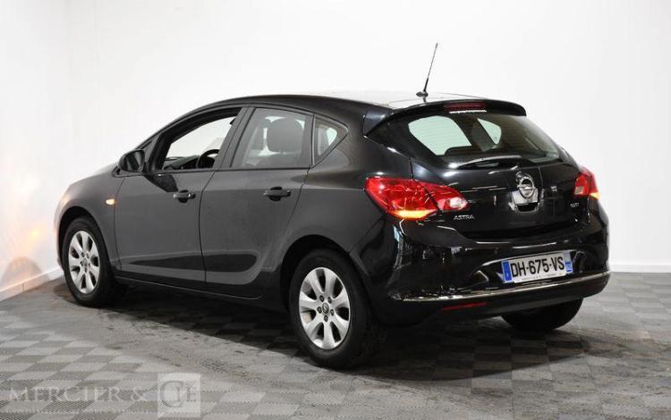 OPEL ASTRA 1,7 CDTI 110 EDITION NOIR DH-675-VS