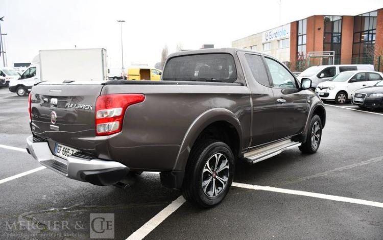 FIAT FULLBACK DOUBLE CABINE 2.4D 180 4×4 MARRON EF-665-ZJ