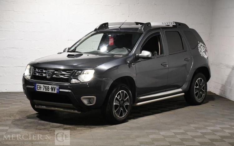 DACIA DUSTER GRIS EH-768-NV