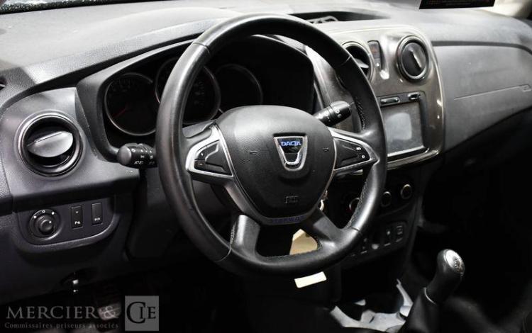 DACIA SANDERO STEPWAY DCI 90 NOIR EJ-336-TV