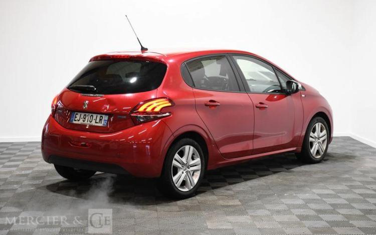 PEUGEOT 208 1,2 PURETECH 80 STYLE ROUGE EJ-910-LR