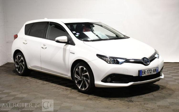 TOYOTA AURIS HYBRIDE BLANC ER-172-AN