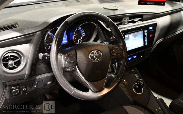 TOYOTA AURIS HYBRIDE BLANC ER-172-AN