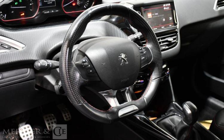 PEUGEOT 2008 1.2 PURETECH 110 GT LINE GRIS EW-785-HR