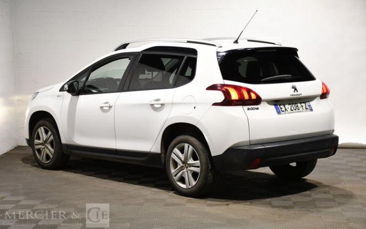 PEUGEOT 2008 1,2 PURE TECH 82CH STYLE BLANC EX-208-FZ