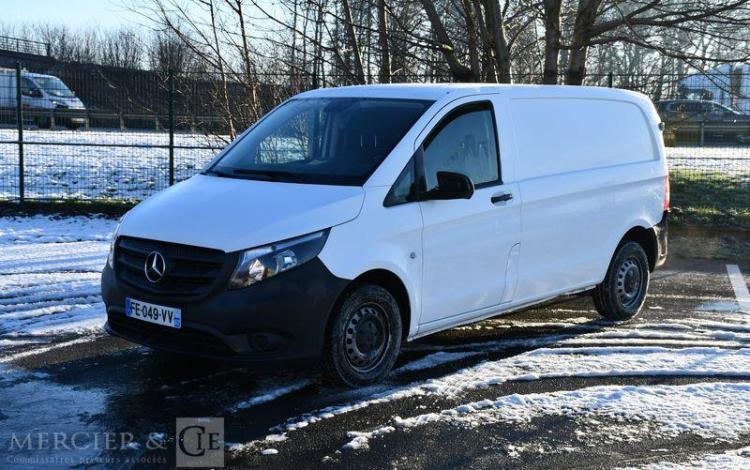 MERCEDES VITO 114 CDI Blue EFFICIENCY 7G-TRONIC BLANC FE-049-VV