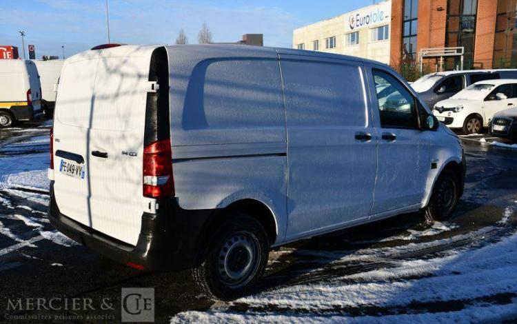 MERCEDES VITO 114 CDI Blue EFFICIENCY 7G-TRONIC BLANC FE-049-VV