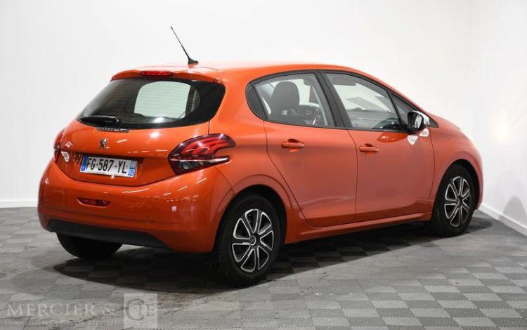 PEUGEOT 208 1,2 PURETECH 70CH LIKE ORA FG-587-YL