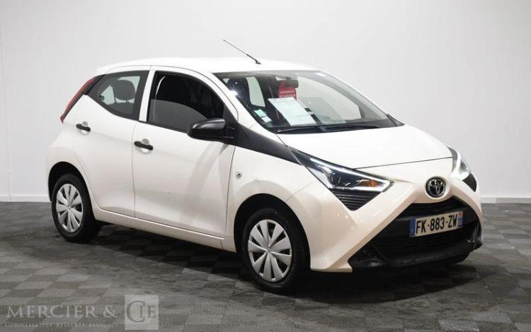 TOYOTA AYGO 1,0 VVT-i X 5P BLANC FK-883-ZW