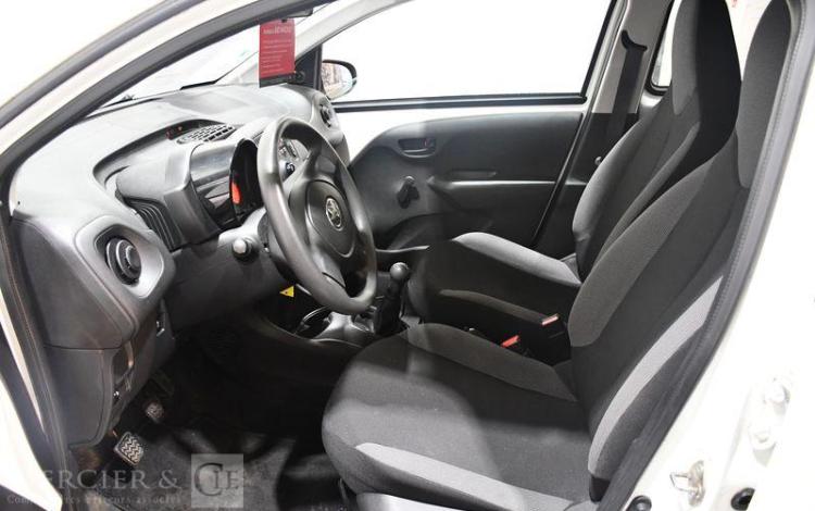 TOYOTA AYGO 1,0 VVT-i X 5P BLANC FK-883-ZW