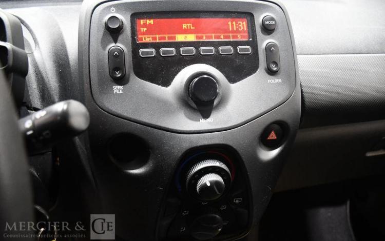 TOYOTA AYGO 1,0 VVT-i X 5P BLANC FK-883-ZW