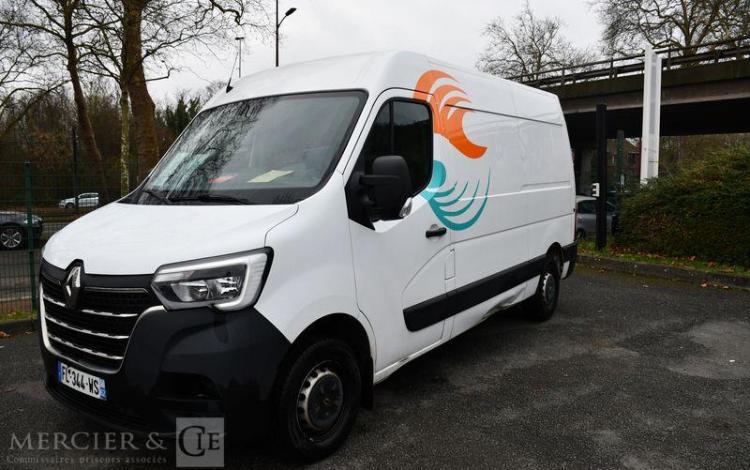 RENAULT MASTER GCF F3300 L2H2 DCI 135 BLANC FL-344-WS