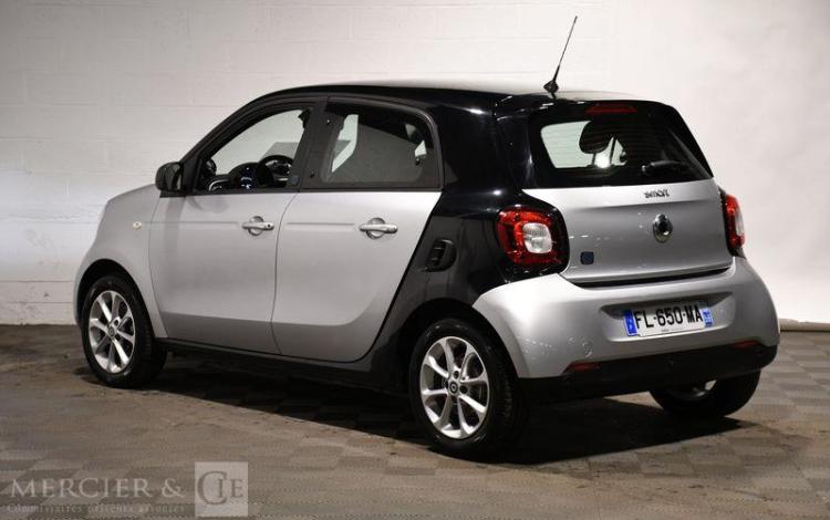 SMART FORFOUR 82CH PASSION GRIS FL-650-MA