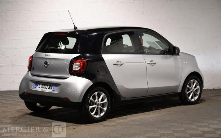 SMART FORFOUR 82CH PASSION GRIS FL-650-MA