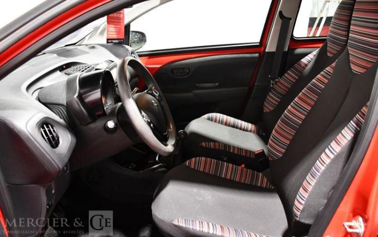 CITROEN C1 VTi 72CH S&S FEEL 5P ROUGE FS-239-YL