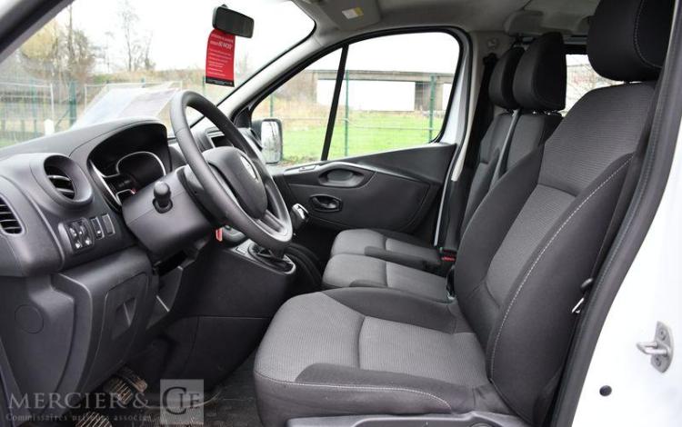 RENAULT TRAFIC L2H1 2,0 DCI 120CH GD CFT 9 PLACES BLANC FX-235-FP