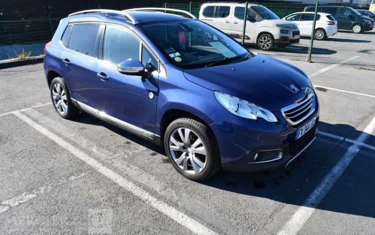 PEUGEOT 2008 1,6 e-HDI 115CH CROSSWAY VIOLET FX-344-JJ