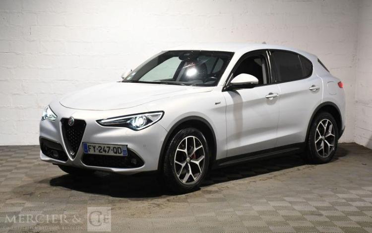 ALFA ROMEO STELVIO 2.2 D 160 SPRINT GRIS FY-247-QD