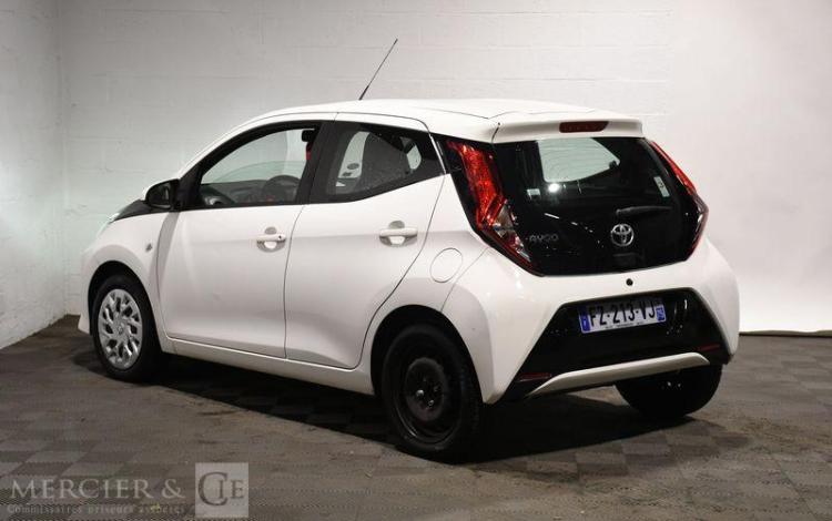 TOYOTA AYGO STE MC 1,0 VVT-I XCLUSIV MY20 BLANC FZ-213-VJ