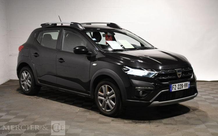 DACIA SANDERO STEPWAY CFT ECO-G 100 NOIR FZ-229-VV