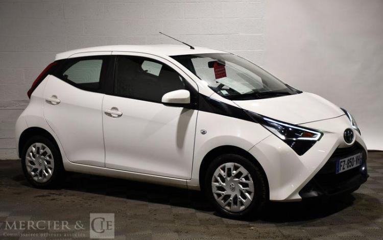 TOYOTA AYGO STE MC 1,0 VVT-I XSHIFT XCLUSIV MY20 BLANC FZ-850-VH