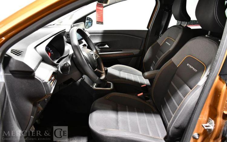 DACIA SANDERO STEPWAY CONFORT ECO-G 100 OR GA-507-YK