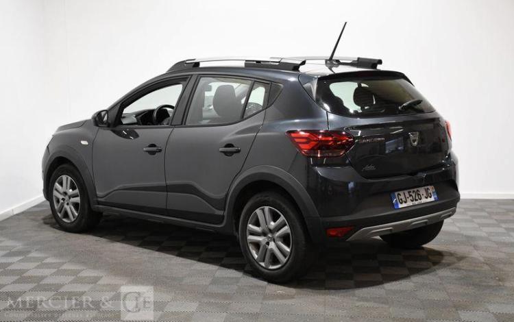 DACIA SANDERO STEPWAY CONFORT TCE 90 NOIR GJ-526-JG