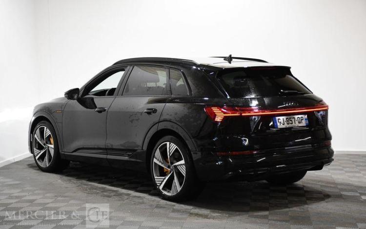 AUDI E TRON 55 QUATTRO S LINE NOIR GJ-857-QP