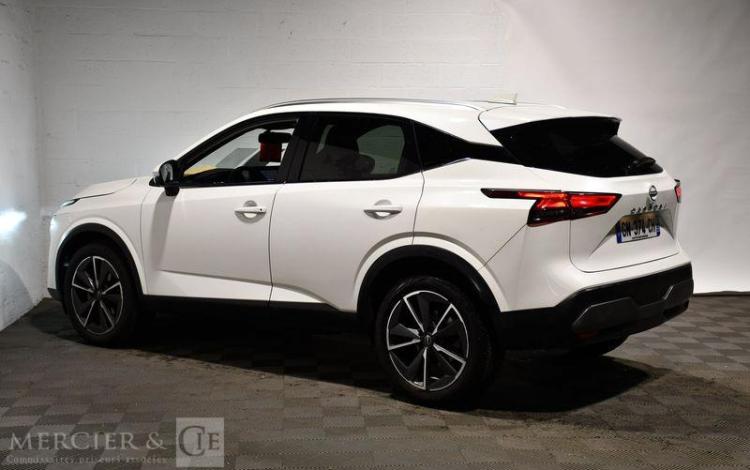 NISSAN QASHQAI MILD HYBRID 140CH TEKNA BLANC GN-374-CH