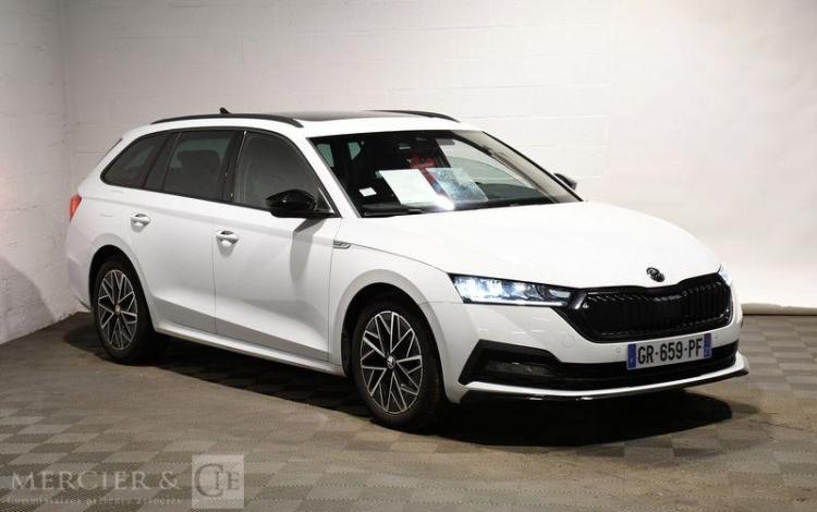 SKODA OCTAVIA COMBI SPORTLINE 2.0 TDI 150 DSG7 BLANC GR-659-PF