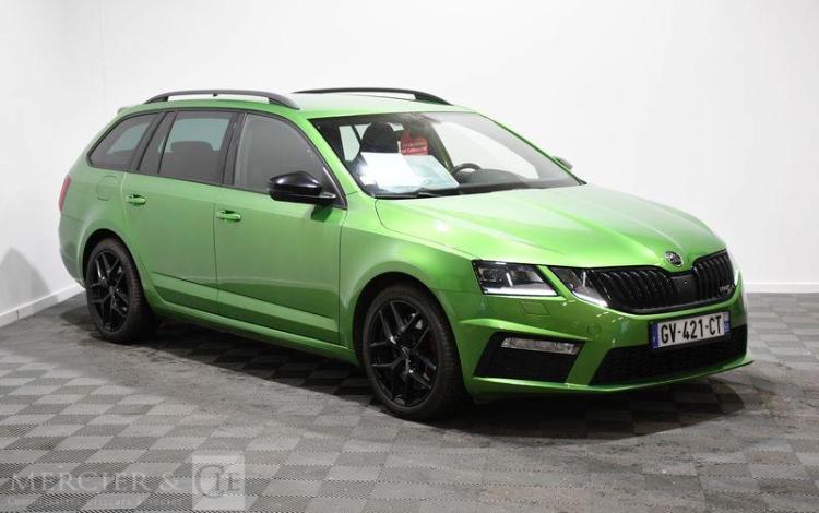 SKODA OCTAVIA COMBI 2,0 TSI 245 RS 4X2 DSG BVA VERT GV-421-CT