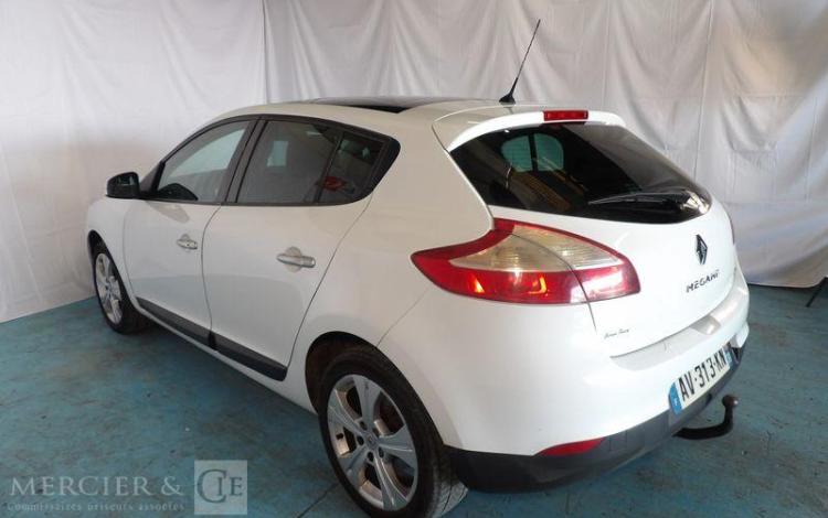 RENAULT MEGANE 1,5 DCI 110CH ENERGY DUYNAMIQUE BLANC AV-313-KN