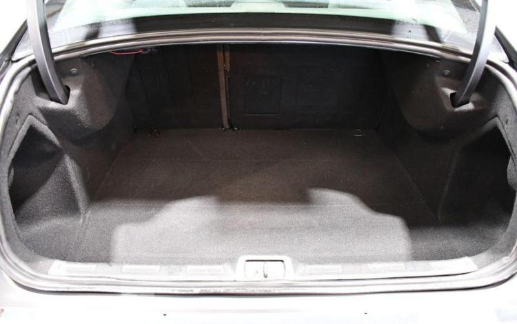 CITROEN C5 1,6 HDI 110 CONFORT GRIS AZ-455-VY