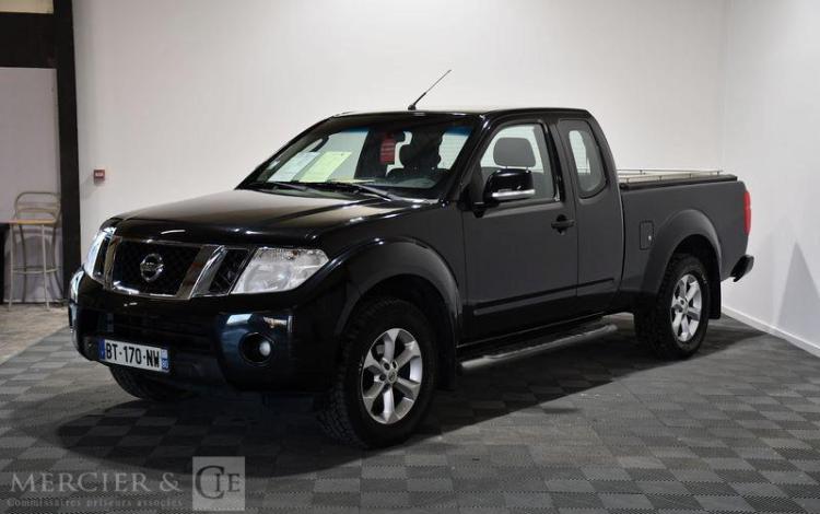 NISSAN NAVARA 2,5D 190CH NOIR BT-170-NW