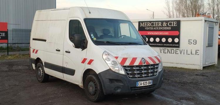 RENAULT MASTER L1H2 F3500 2,3 DCI 16V FAP 125 CV- DIESEL – 112920 KMS – ANNEE 2013 BLANC CW-625-BW